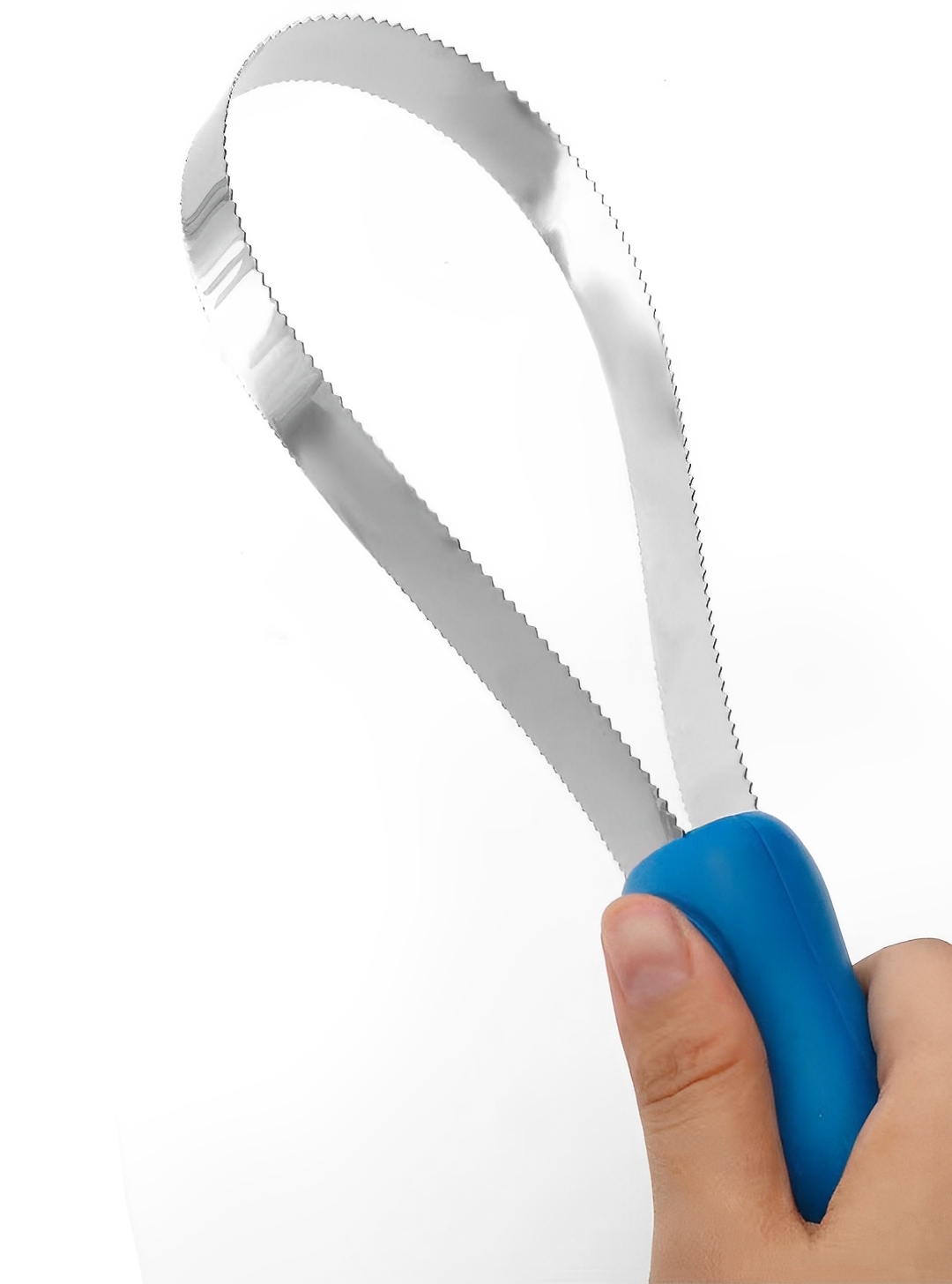 This image demonstrates the ease of use of our versatile Dog shedding blade. Held by its ergonomic blue handle, the dual-sided, serrated loop effectively removes loose undercoat and debris. This tool is ideal for managing shedding in dogs with short to medium length coats, promoting a healthier appearance.